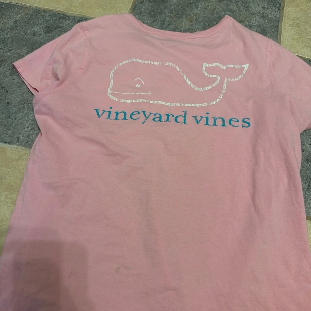 Vineyard Vines Pink Tee with Whale Graphic